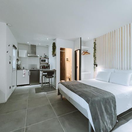 Sky - Gite Meuble & Confort Drome - Ecolodgite Laveyron Exterior photo