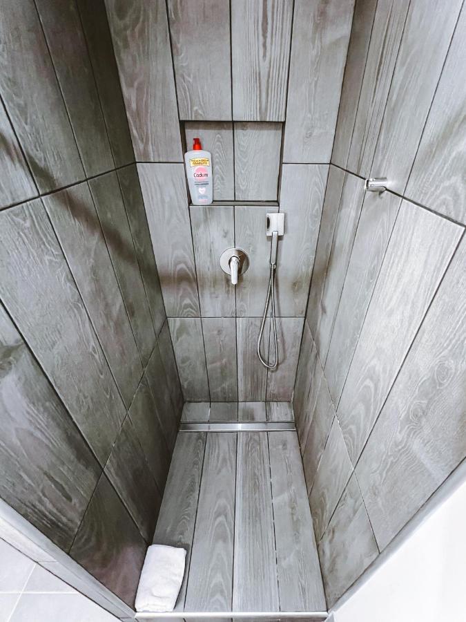 Sky - Gite Meuble & Confort Drome - Ecolodgite Laveyron Exterior photo
